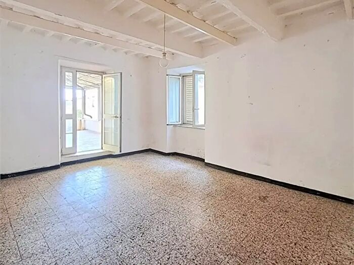 Appartamento trilocale in vendita in Massarosa