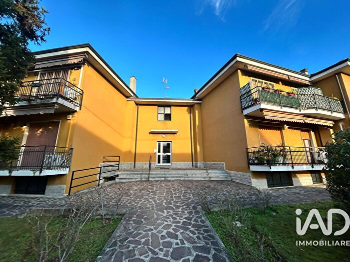 Appartamento trilocale in vendita in Via Concordia, Paderno Dugnano