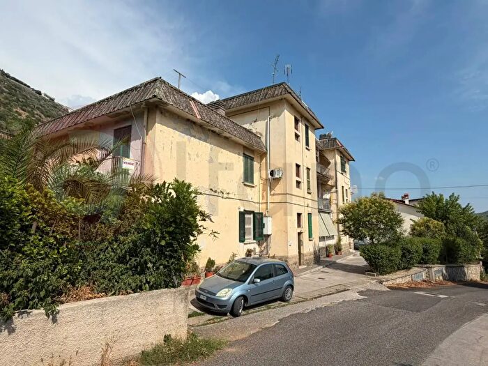 Appartamento con 5 locali in vendita in Via Guglielmo Marconi, Arce