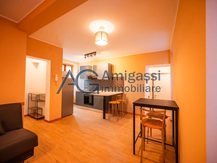 Appartamento bilocale in affitto in Via San Pietro, Centro, Alzano Lombardo