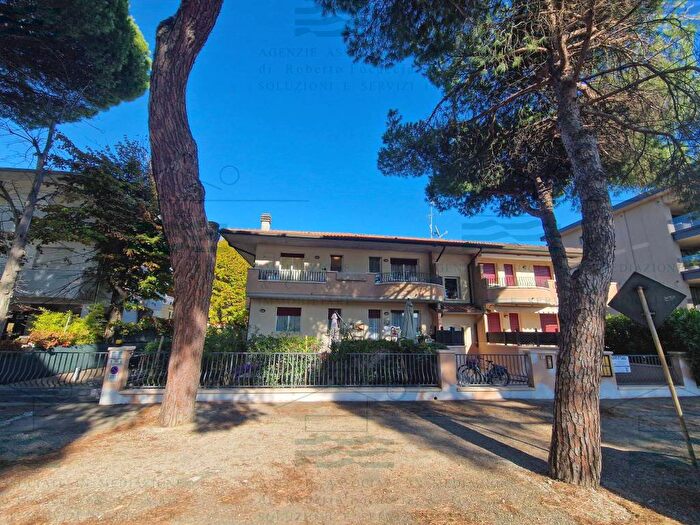 Appartamento trilocale in affitto in Viale Vittorio Veneto, Mare, Cervia