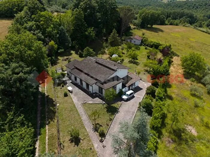 Casa con 10 locali in vendita in Via Colle Frattuccio, Ceprano