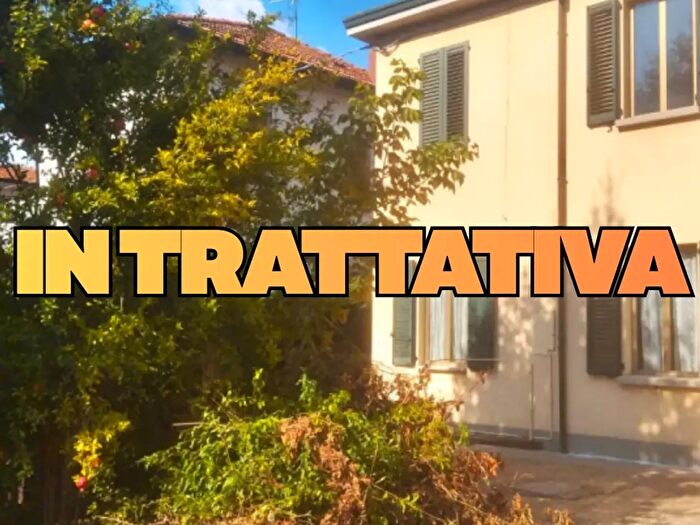Casa con 5 locali in vendita in Viale Giulio Zaganelli, Massa Lombarda