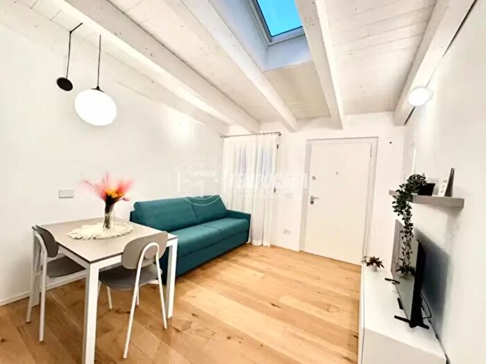 Appartamento bilocale in vendita in Viale Monza, Milano