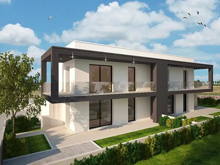 Appartamento trilocale in vendita in G Leopardi, Jesolo