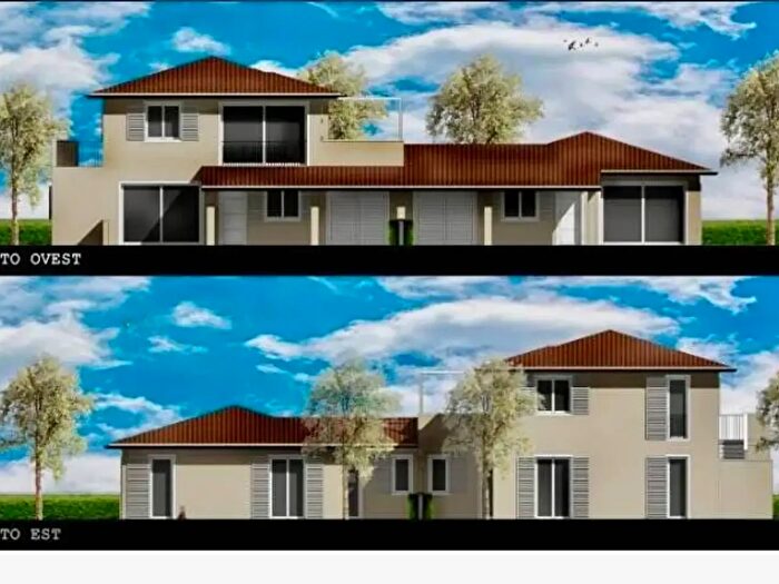 Casa con 5 locali in vendita in Cecina