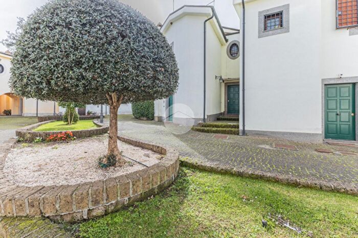 Casa quadrilocale in vendita in Via Georges Bizet, Nepi