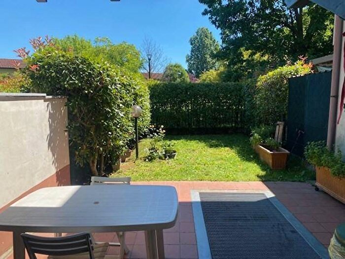 Casa trilocale in affitto in Centro, Biassono