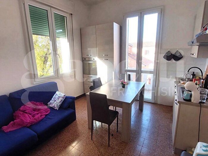 Appartamento trilocale in affitto in Via Gorizia, Saffi, Bologna