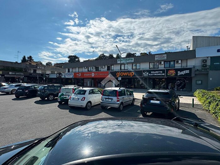 Appartamento con 5 locali in affitto in Via Casilina, San Cesareo