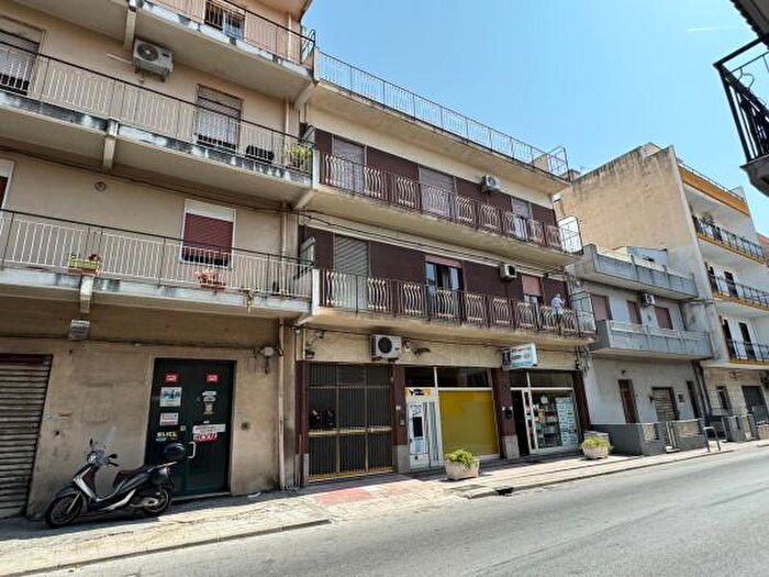 Appartamento quadrilocale in vendita in Via Nazionale, Rometta