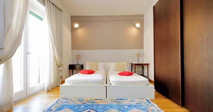 Appartamento monolocale in affitto in Via della Farnesina, Roma