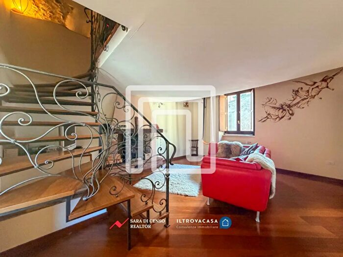 Appartamento con 6 locali in vendita in Via Piana, Introdacqua