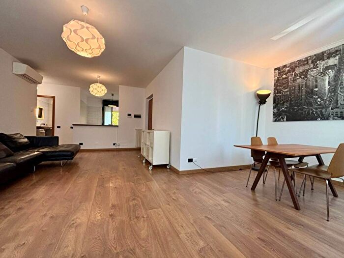 Appartamento trilocale in affitto in Piazza Santa Anna, Borgo Palazzo, Bergamo