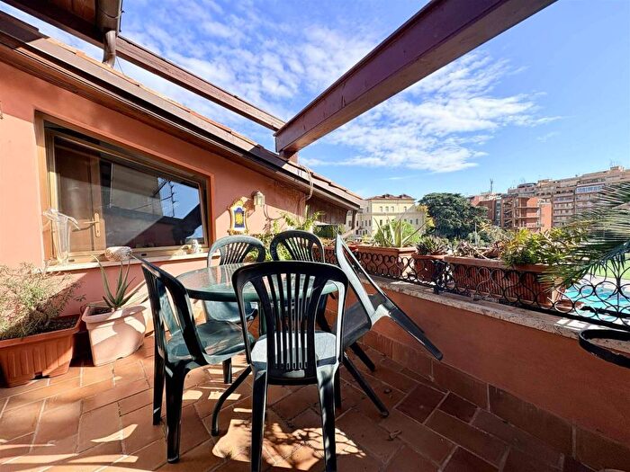 Appartamento quadrilocale in affitto in Via Como, Policlinico, Roma