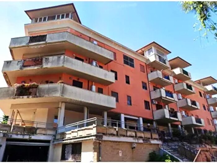 Appartamento bilocale in vendita in Bracciano