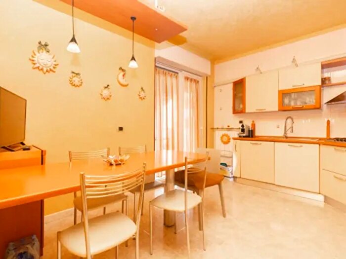 Appartamento trilocale in vendita in Corso Giacomo Matteotti, Valenza