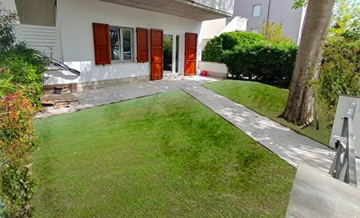 Appartamento trilocale in vendita in Via Pigafetta, Ravenna