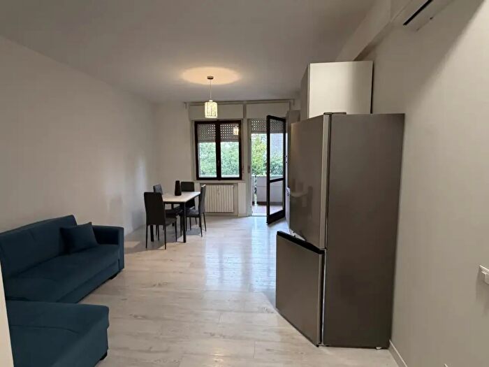 Appartamento trilocale in vendita in Padova Via Turazza, Padova