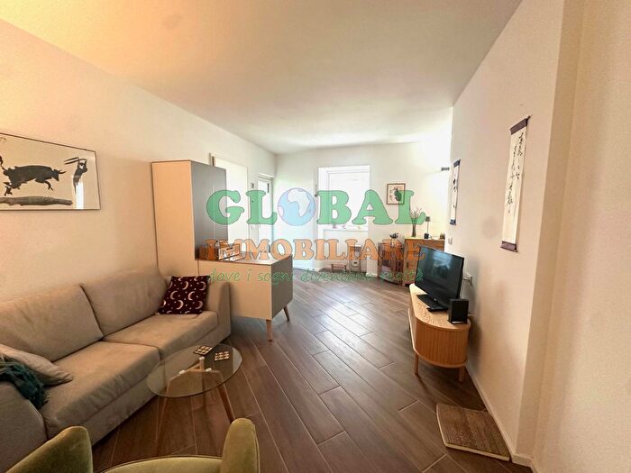 Appartamento trilocale in vendita in Vicolo della Comareta, Caldonazzo