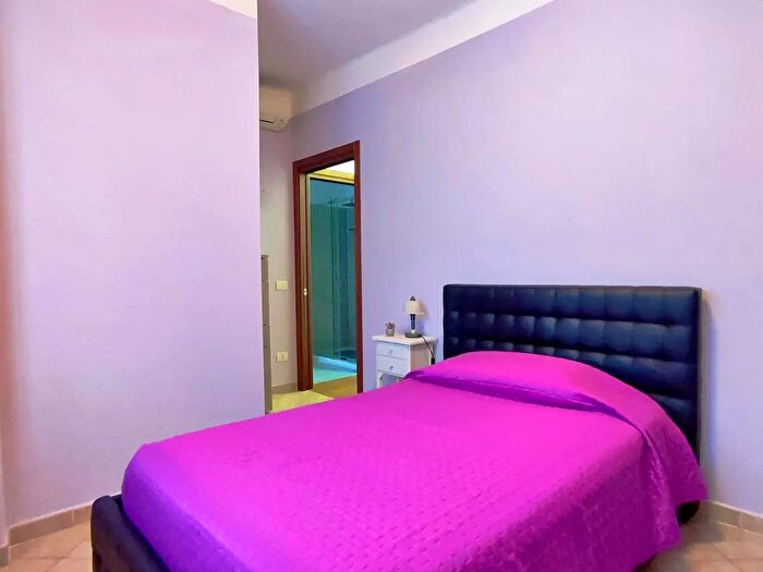 Appartamento monolocale in affitto in Piazza Rosa Scolari, Milano