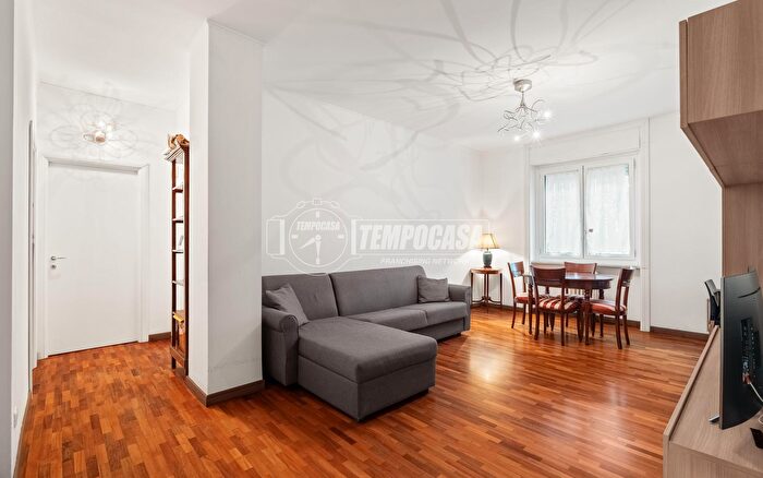 Appartamento bilocale in vendita in Via Cadore, Milano