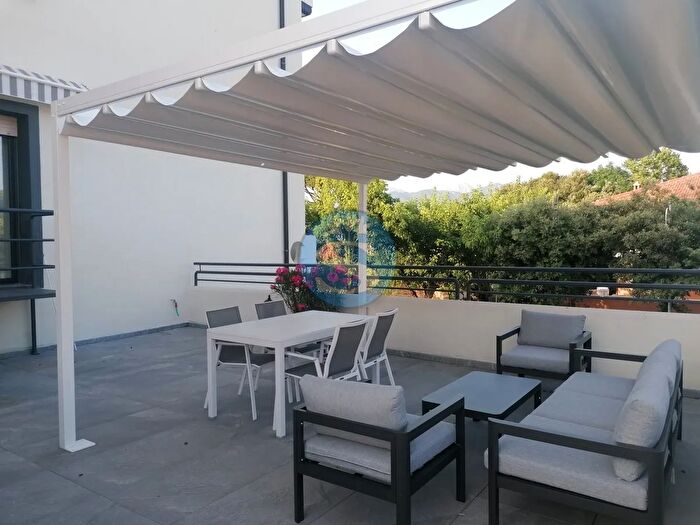 Appartamento quadrilocale in affitto in Pietrasanta