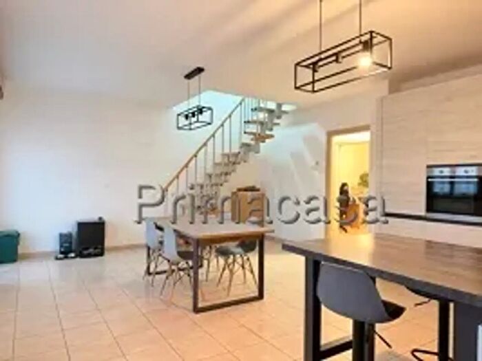 Appartamento con 5 locali in vendita in Via Colonnello Rossi, Veronella