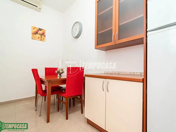 Appartamento bilocale in vendita in Via Privata Flumendosa, Milano