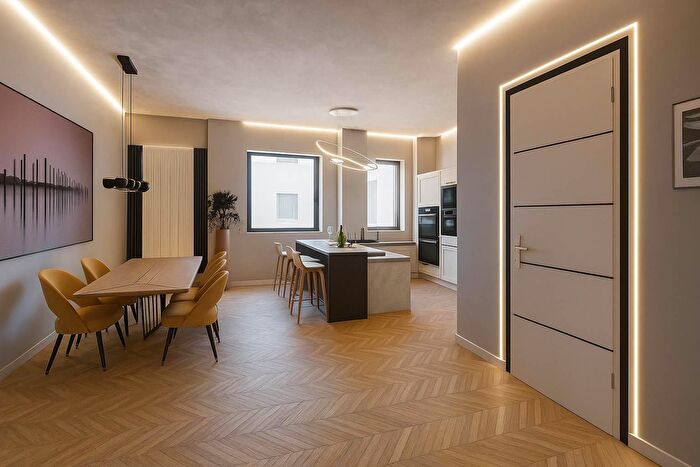 Appartamento con 6 locali in vendita in Firenze