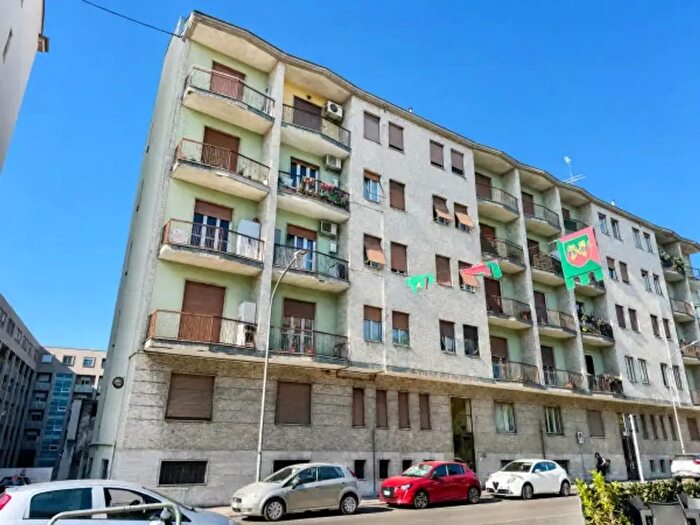 Appartamento quadrilocale in vendita in Strada del Fortino, Asti