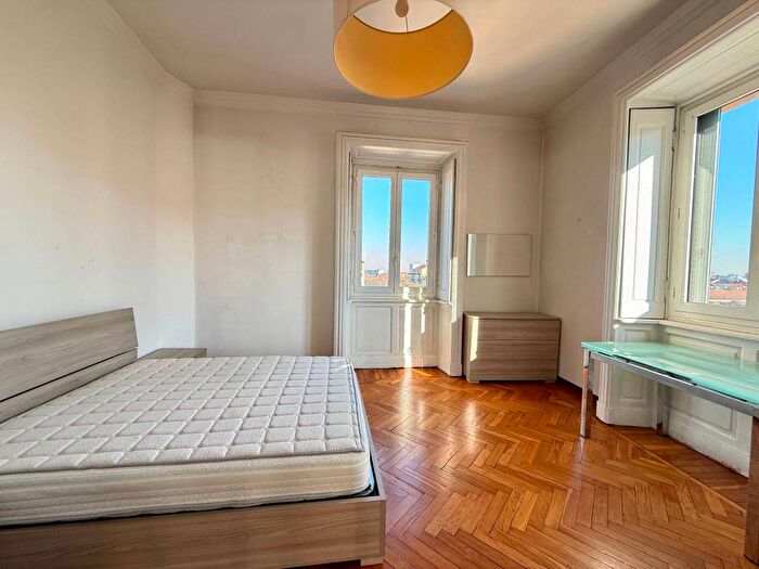 Appartamento trilocale in affitto in Via Spartaco, Cadore, Milano