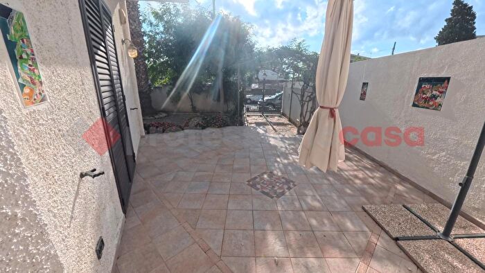 Casa con 5 locali in vendita in Villaggio Magna Grecia, Motta San Giovanni