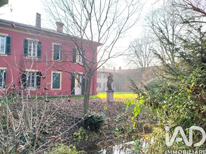 Casa con 17 locali in vendita in Via per Corbetta, Robecco Sul Naviglio