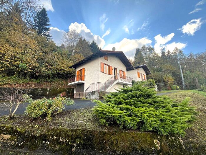 Casa quadrilocale in affitto in Borgata Chiot Martin, Busca