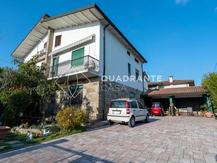 Casa con 6 locali in vendita in Via Roma, Cervarese Santa Croce