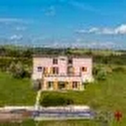 Casa in vendita in Canino