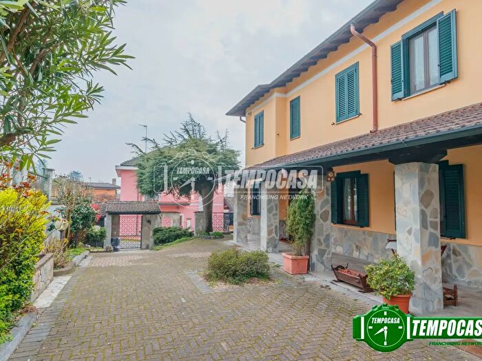 Case in Vendita e in Affitto - 3