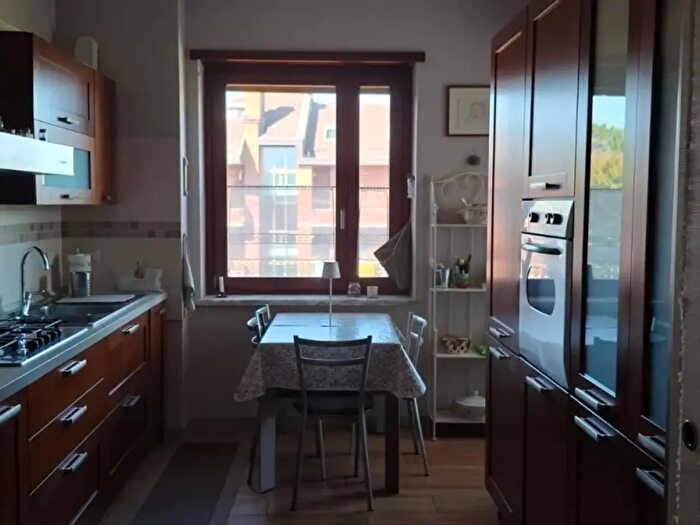 Appartamento con 5 locali in vendita in Via Paolo Boselli, Torino