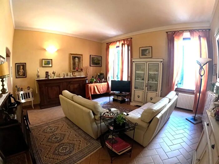 Appartamento quadrilocale in vendita in Rieste, Poggibonsi