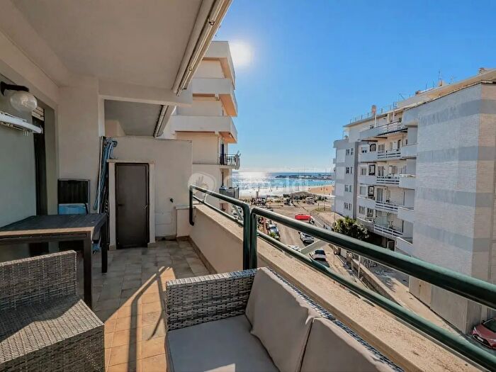 Appartamento con 5 locali in vendita in Via Venezia, Nettuno