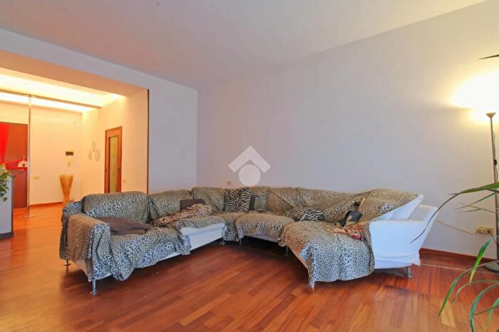 Appartamento trilocale in vendita in Via Paolo VI, Osimo