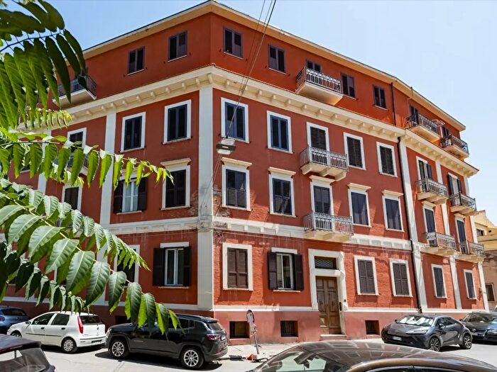 Appartamento con 5 locali in vendita in Via d'Aragona, Chieti