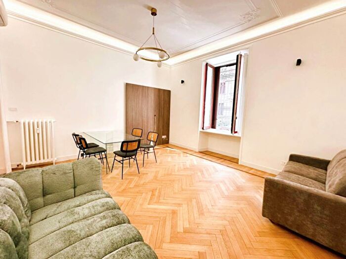 Appartamento bilocale in affitto in Via Giovan Battista Pergolesi, Centrale, Milano