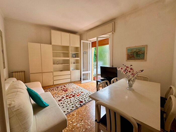 Appartamento trilocale in affitto in Via Roma, Centro, Santa Margherita Ligure