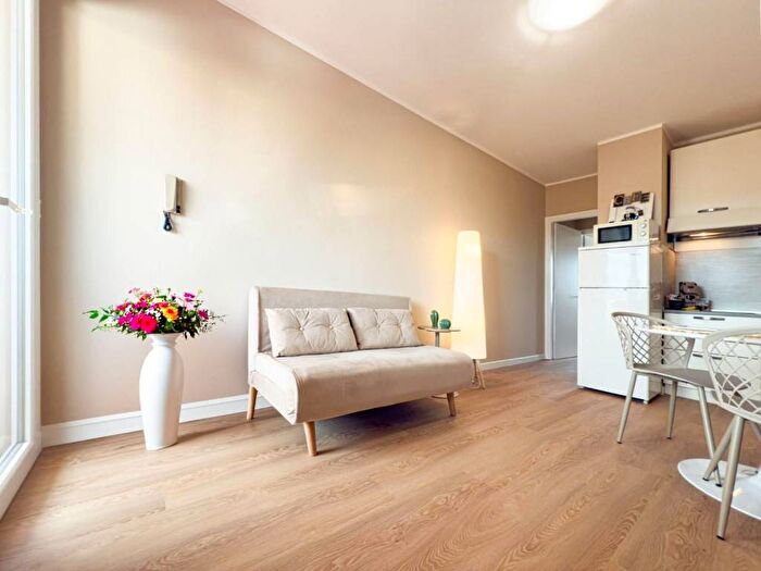 Appartamento bilocale in affitto in Marina di Pisa Via dellOrdine di Santo Stefano, Marina di Pisa, Pisa