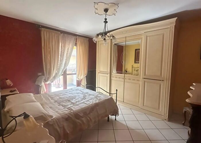 Appartamento trilocale in vendita in Orta Di Atella