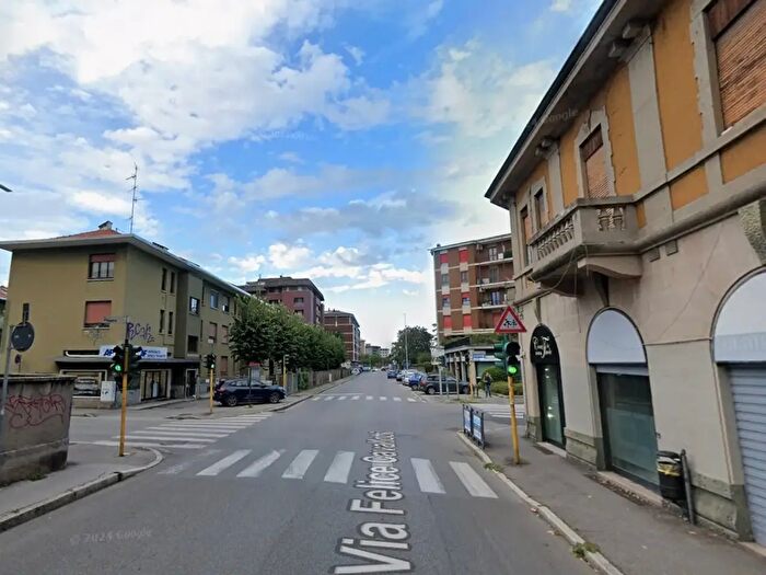 Appartamento bilocale in affitto in Via Pitagora, Monza