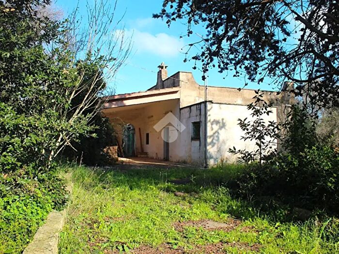 Casa quadrilocale in vendita in Contrada Arrighi, Carovigno
