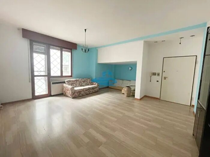 Appartamento trilocale in vendita in Via di Roma, Ravenna